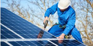 Installation Maintenance Panneaux Solaires Photovoltaïques à Laurens